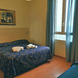 La Brise Szálloda